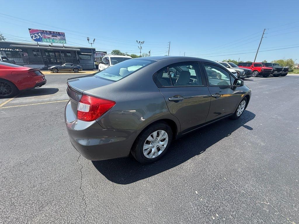 Honda Civic LX Sedan 5-Speed AT 2012