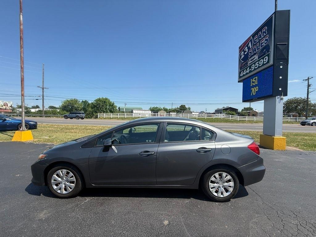 Honda Civic LX Sedan 5-Speed AT 2012