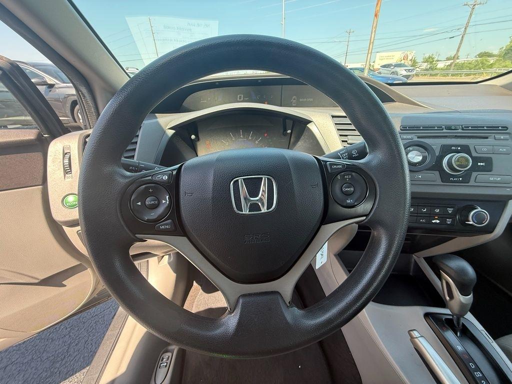 Honda Civic LX Sedan 5-Speed AT 2012