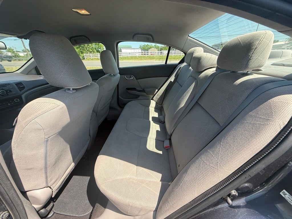 Honda Civic LX Sedan 5-Speed AT 2012