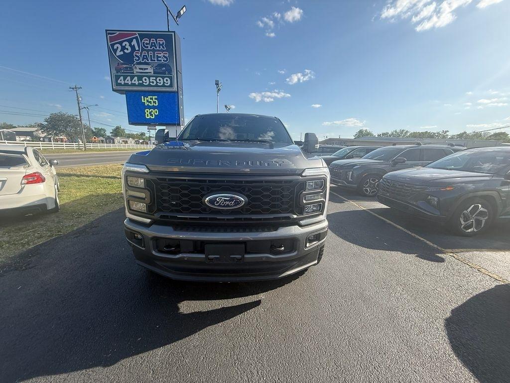 Ford F-250 SD Lariat Crew Cab 4WD 2023