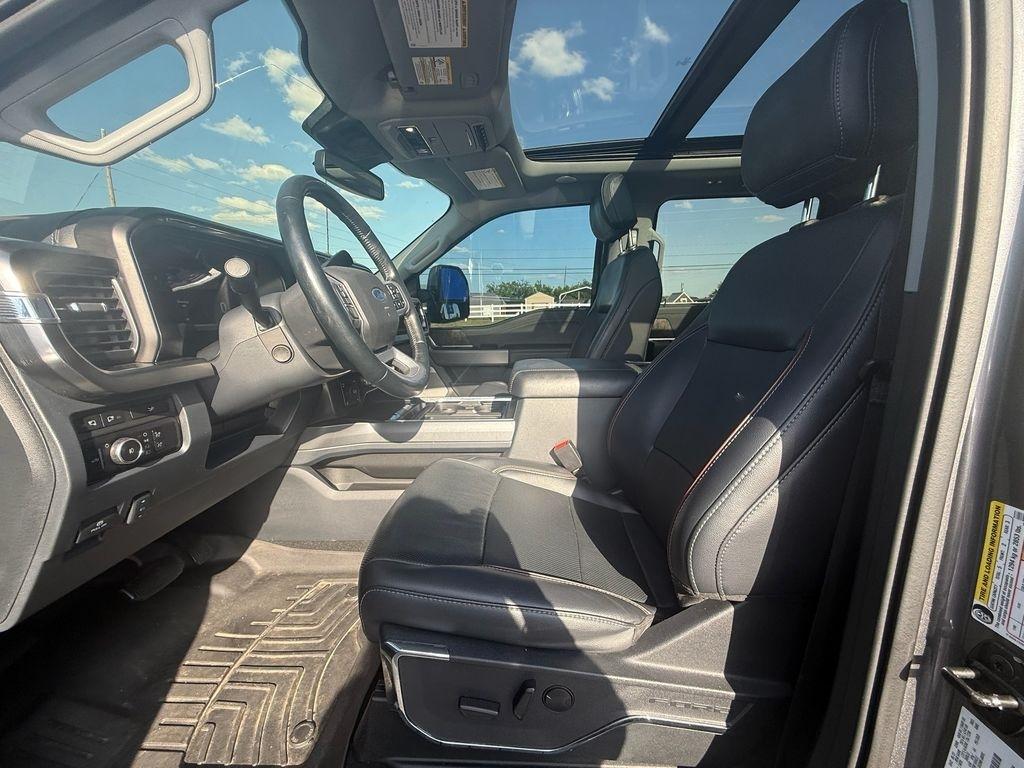 Ford F-250 SD Lariat Crew Cab 4WD 2023