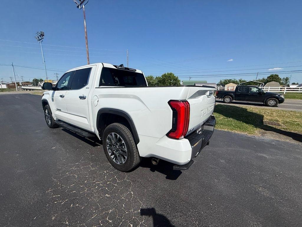 Toyota Tundra Limited CrewMax 4WD 2025