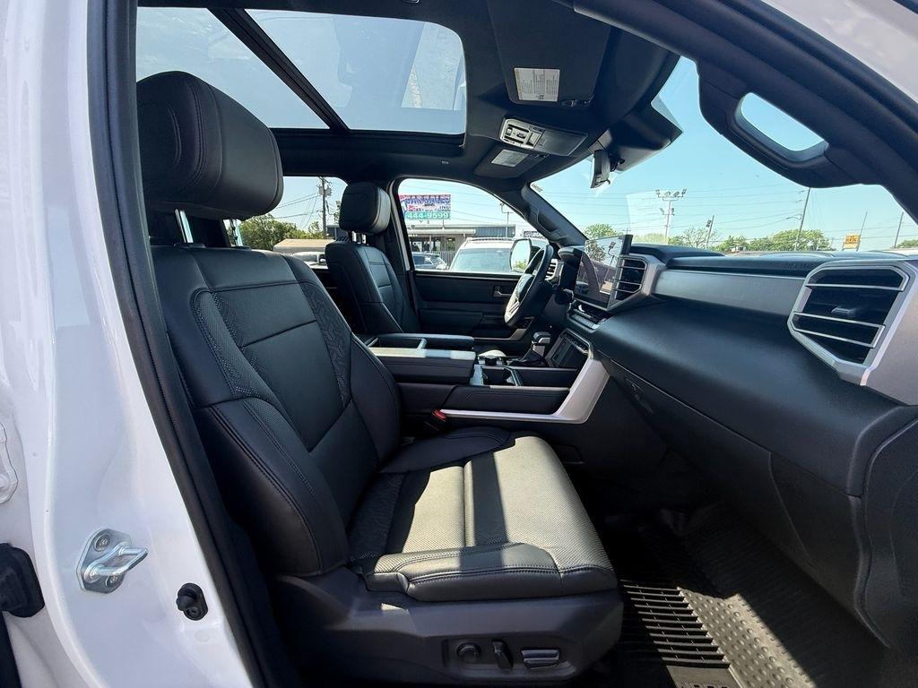 Toyota Tundra Limited CrewMax 4WD 2025