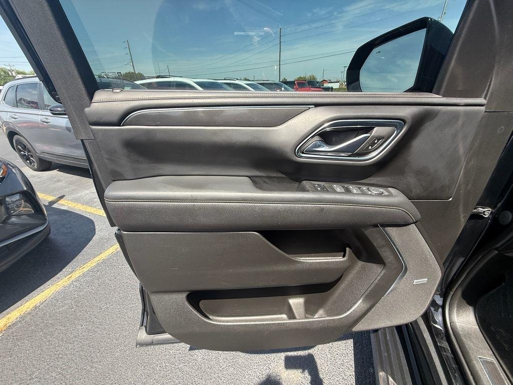 GMC Yukon Denali 4WD 2023