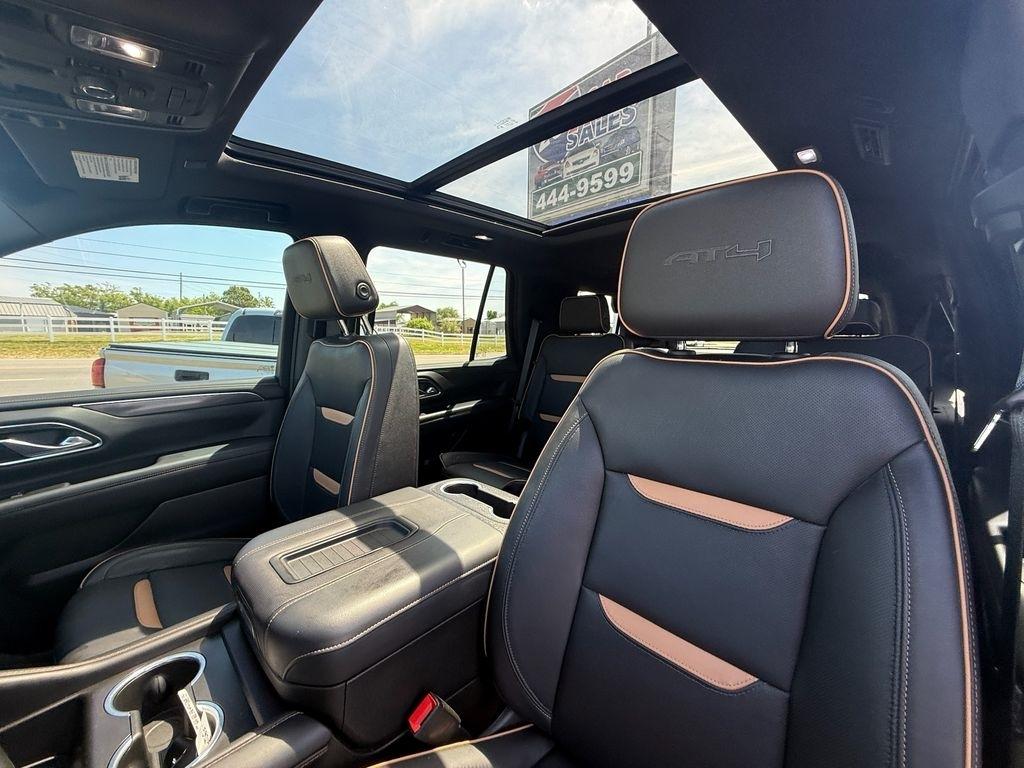 GMC Yukon Denali 4WD 2023