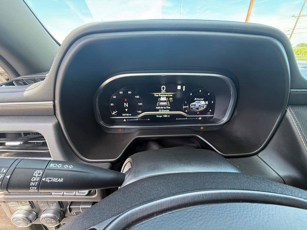 GMC Yukon Denali 4WD 2023