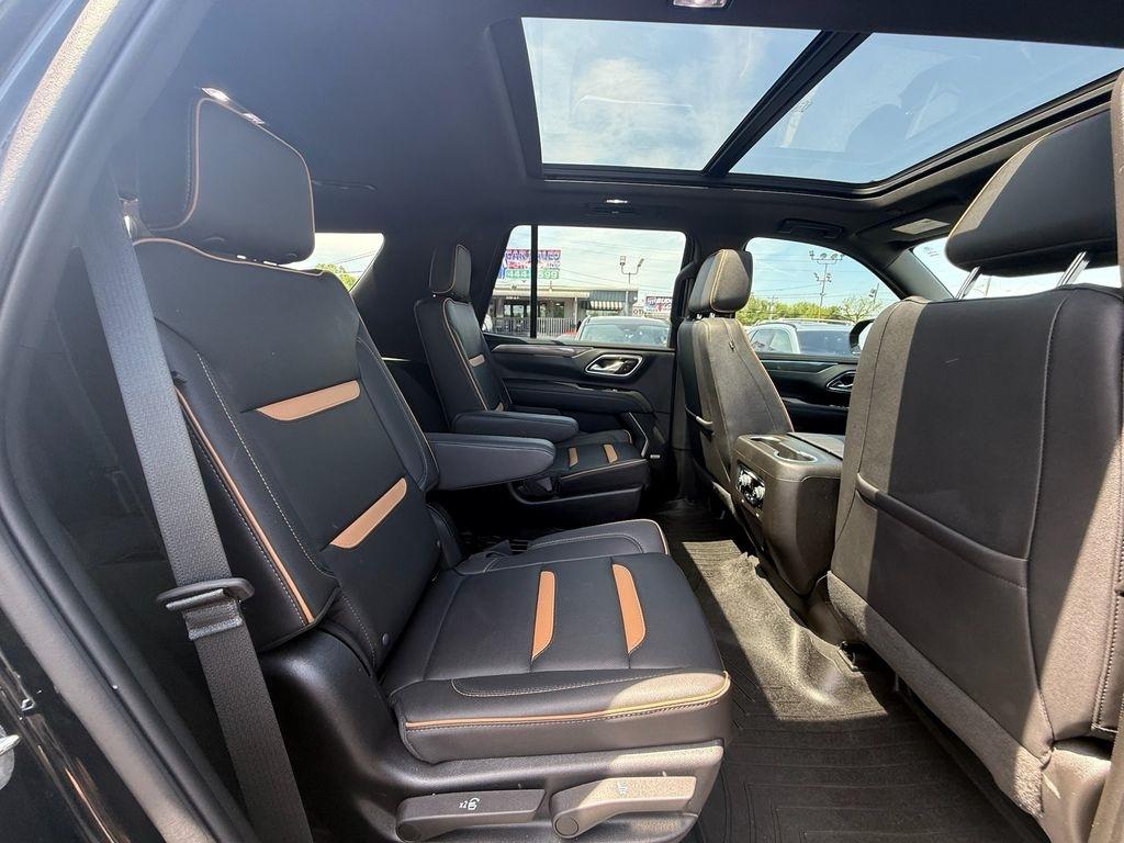 GMC Yukon Denali 4WD 2023