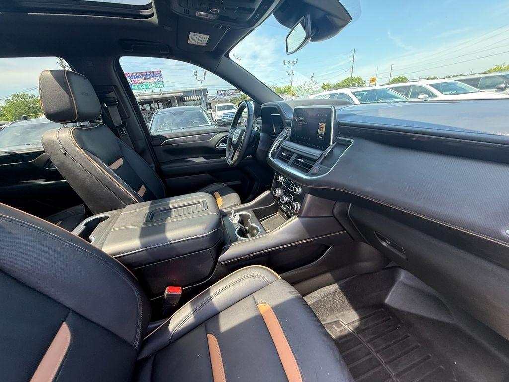 GMC Yukon Denali 4WD 2023