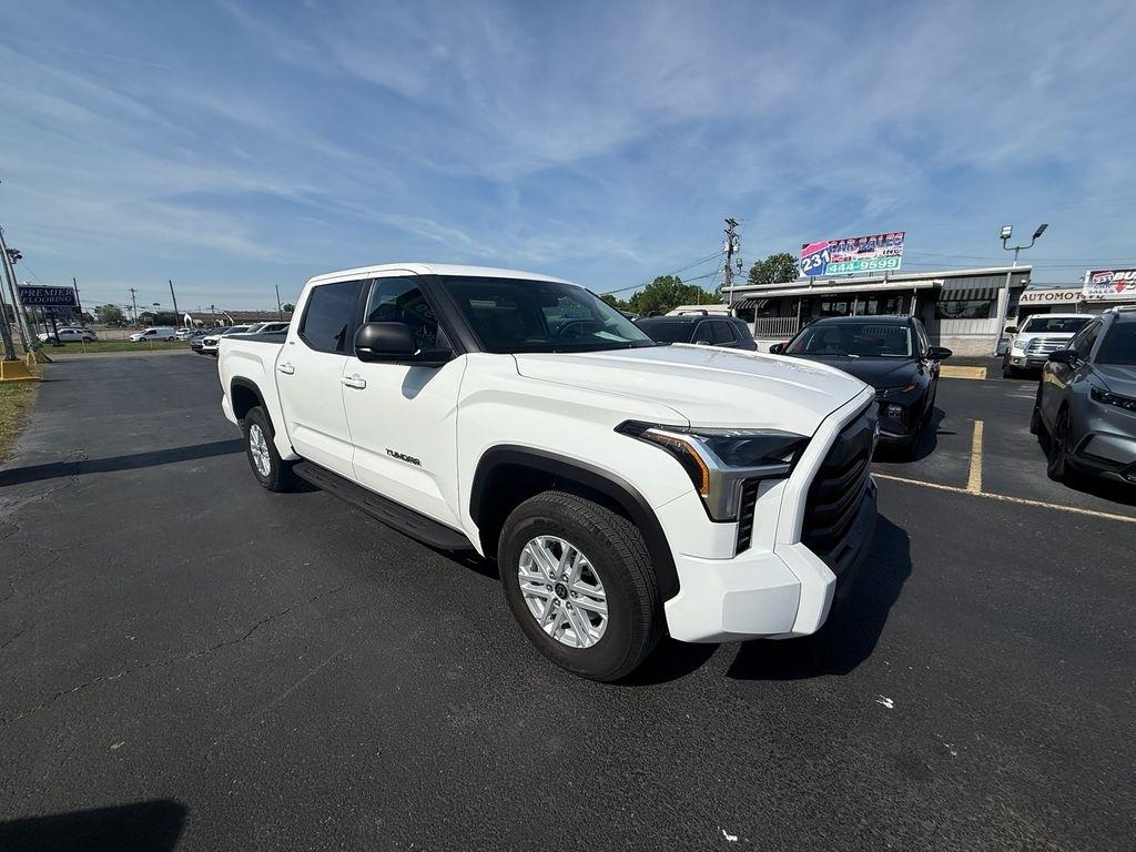 2024 Toyota Tundra SR5 CrewMax 4WD