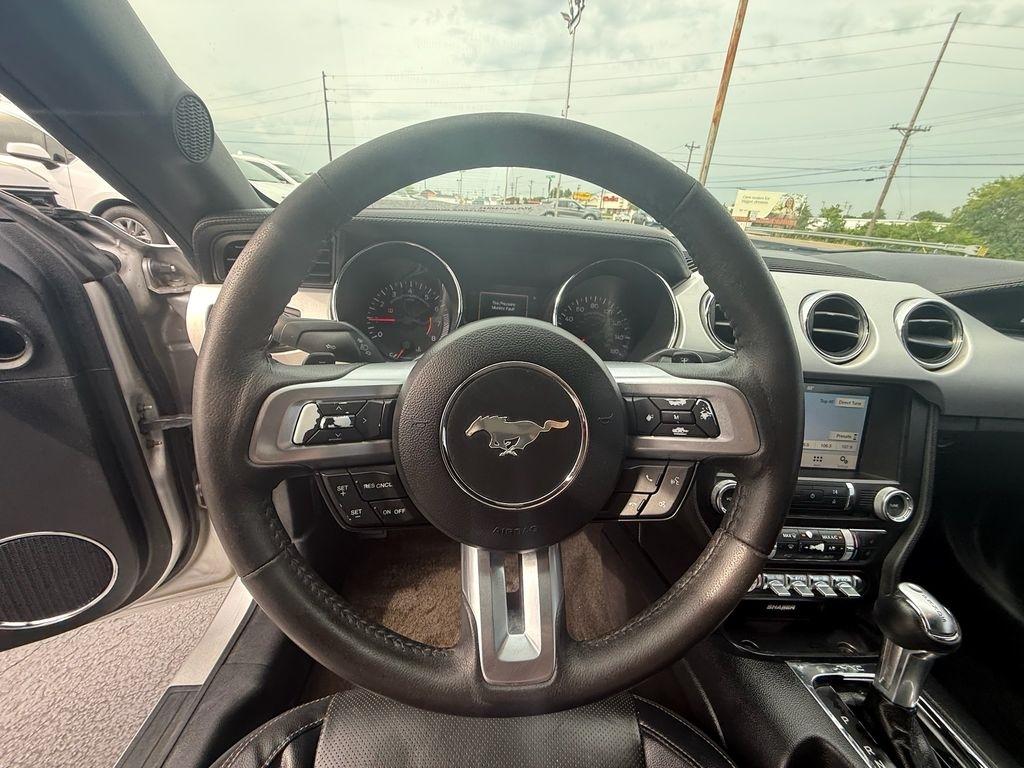 Ford Mustang EcoBoost Premium Convertible 2016