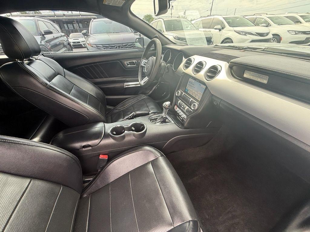 Ford Mustang EcoBoost Premium Convertible 2016