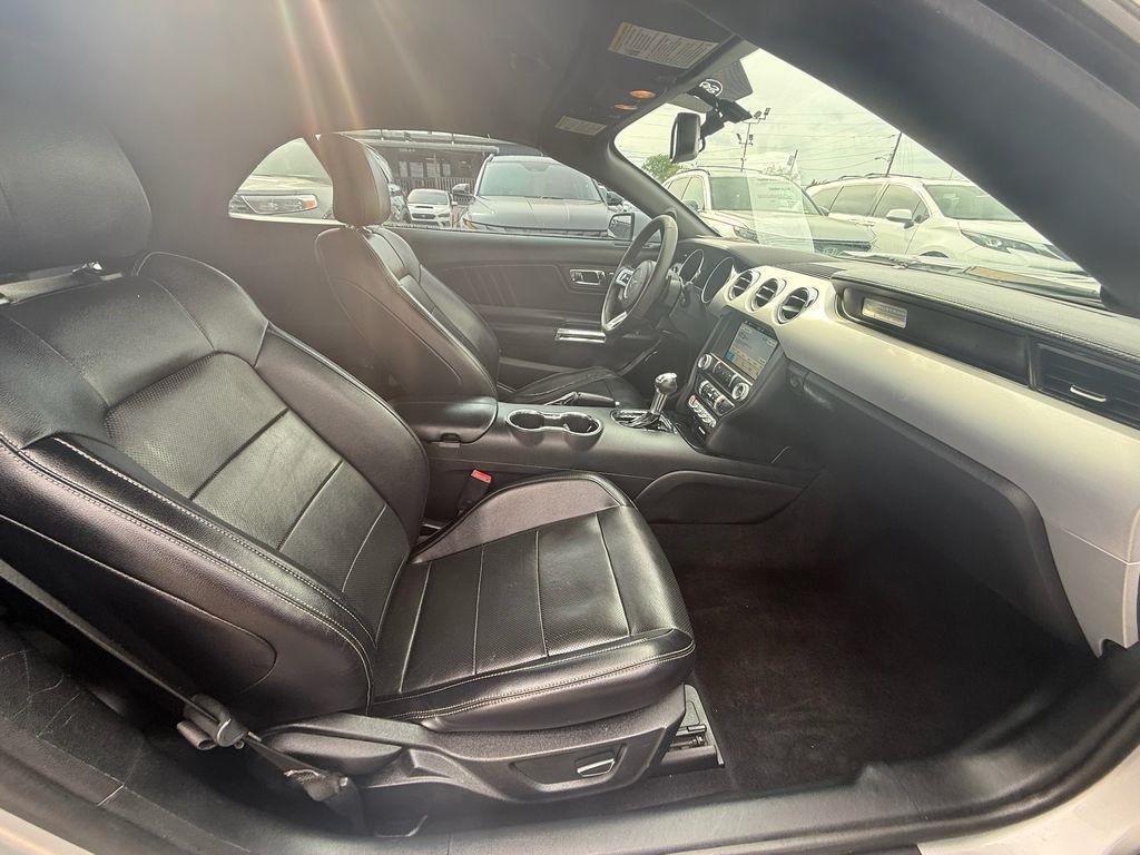 Ford Mustang EcoBoost Premium Convertible 2016