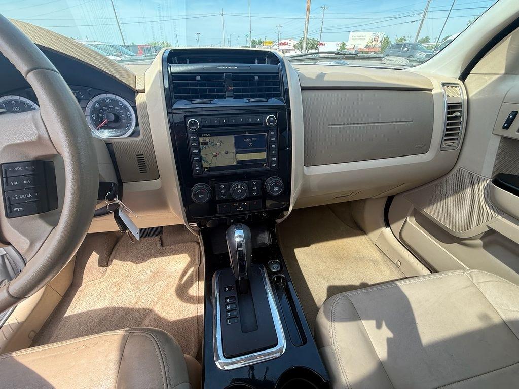 Ford Escape Limited FWD 2010
