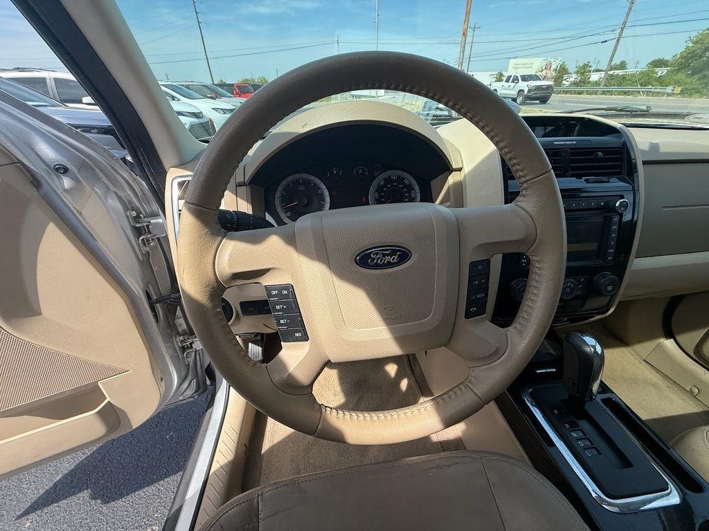 Ford Escape Limited FWD 2010
