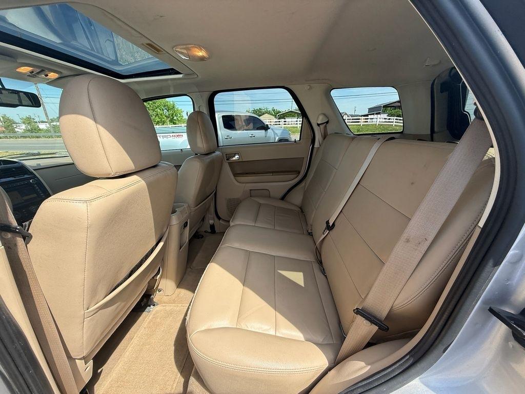 Ford Escape Limited FWD 2010