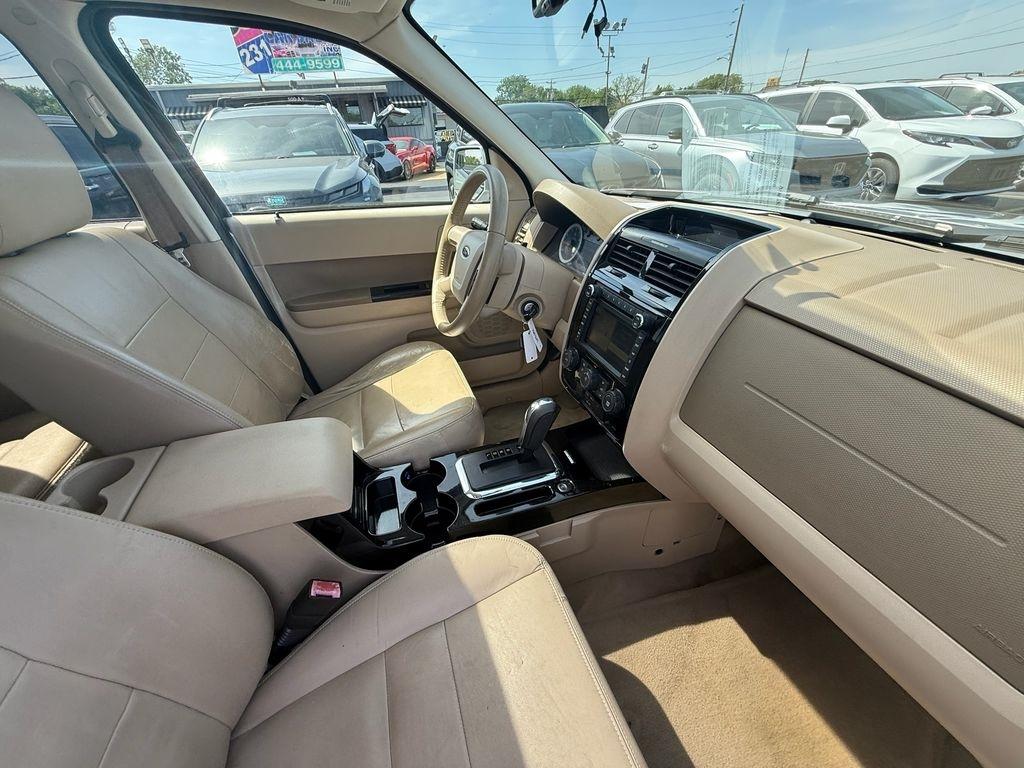 Ford Escape Limited FWD 2010