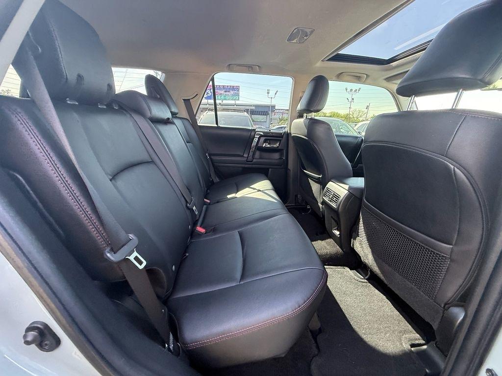 Toyota 4Runner TRD Off-road Premium 4WD 2022