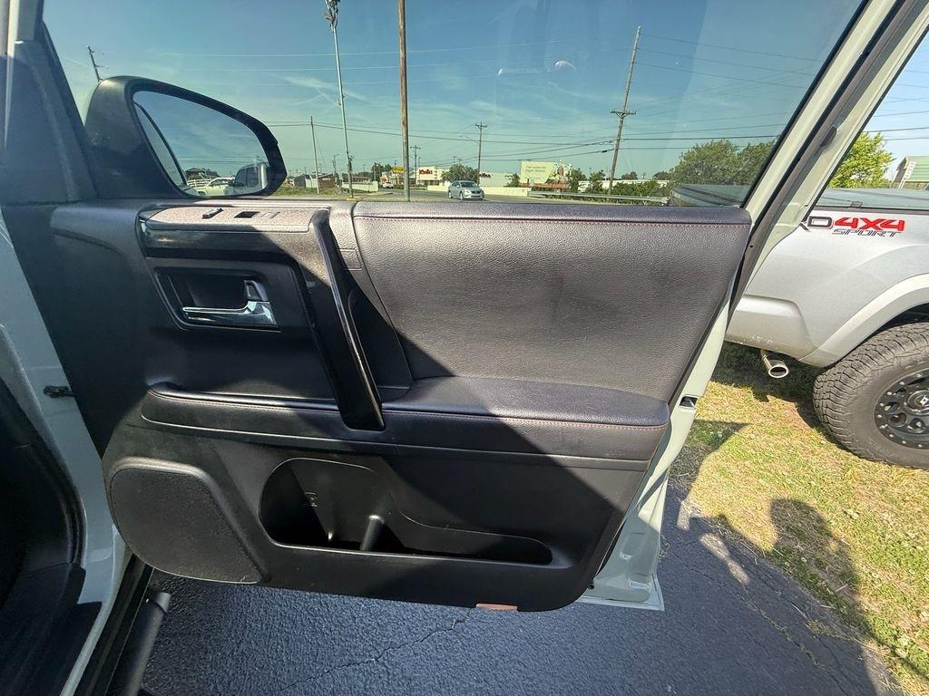 Toyota 4Runner TRD Off-road Premium 4WD 2022