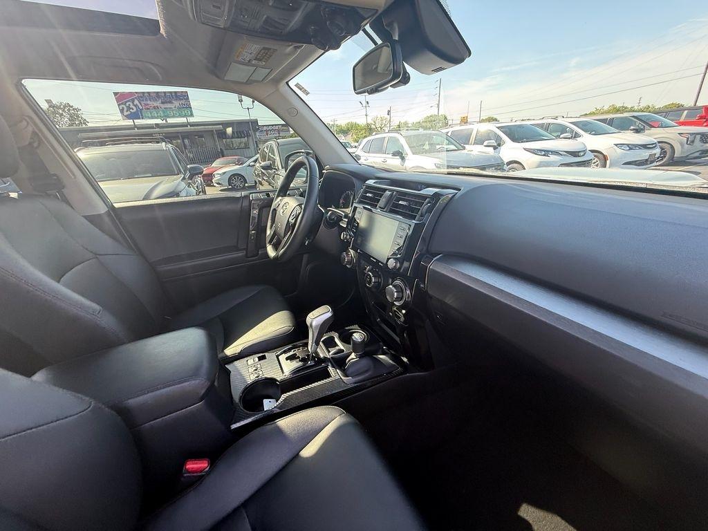 Toyota 4Runner TRD Off-road Premium 4WD 2022