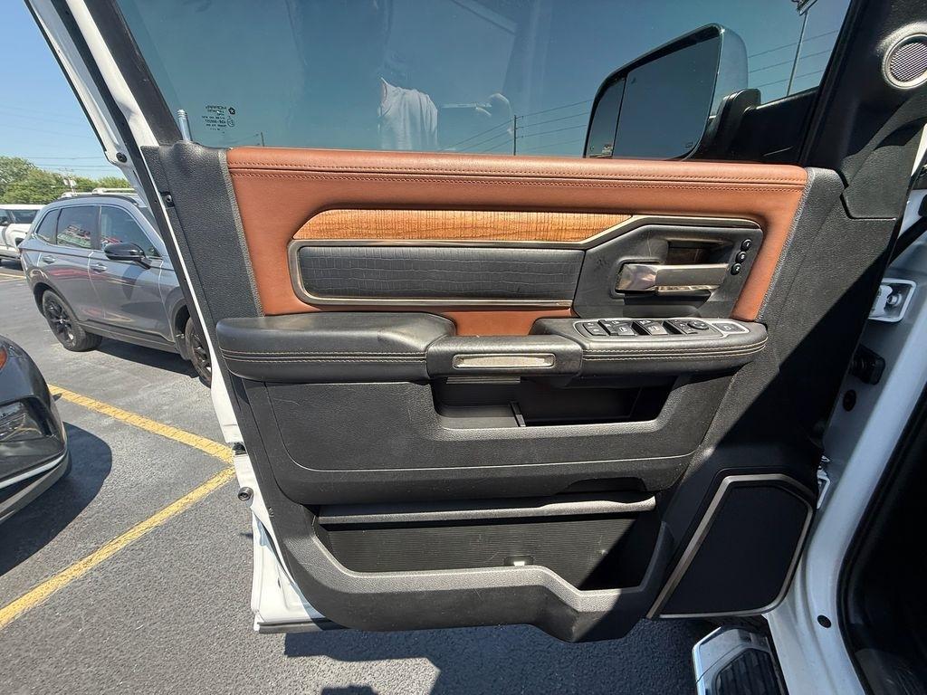 RAM 2500 Longhorn Mega Cab 4WD 2020