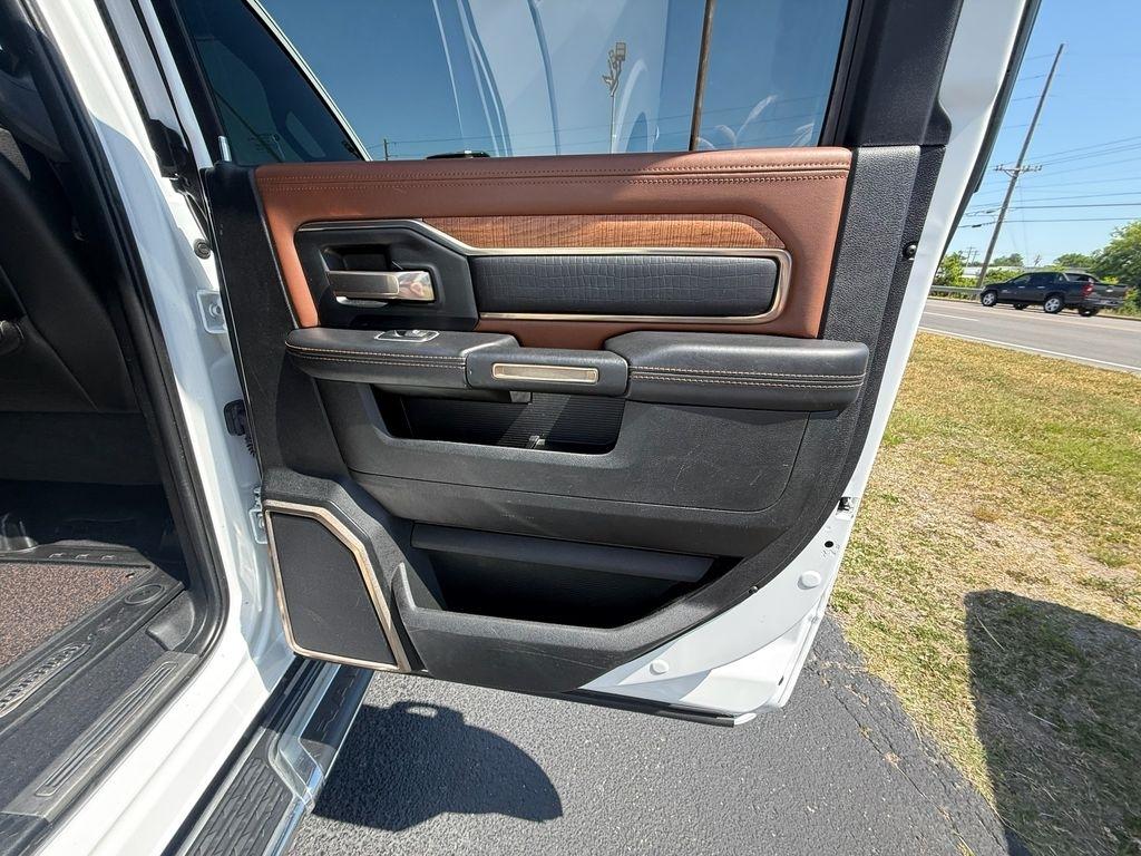 RAM 2500 Longhorn Mega Cab 4WD 2020