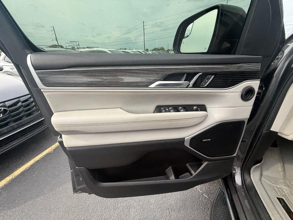 Jeep Wagoneer Series II 2022