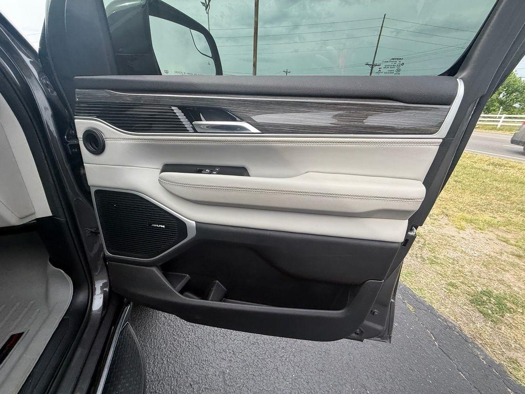 Jeep Wagoneer Series II 2022