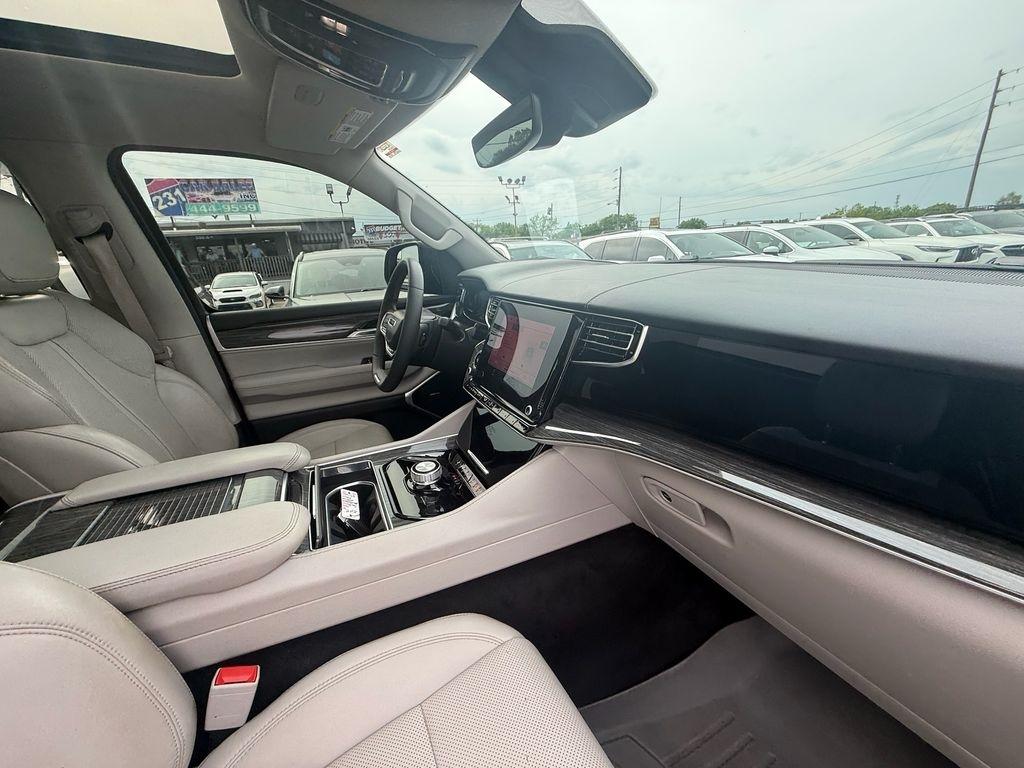 Jeep Wagoneer Series II 2022