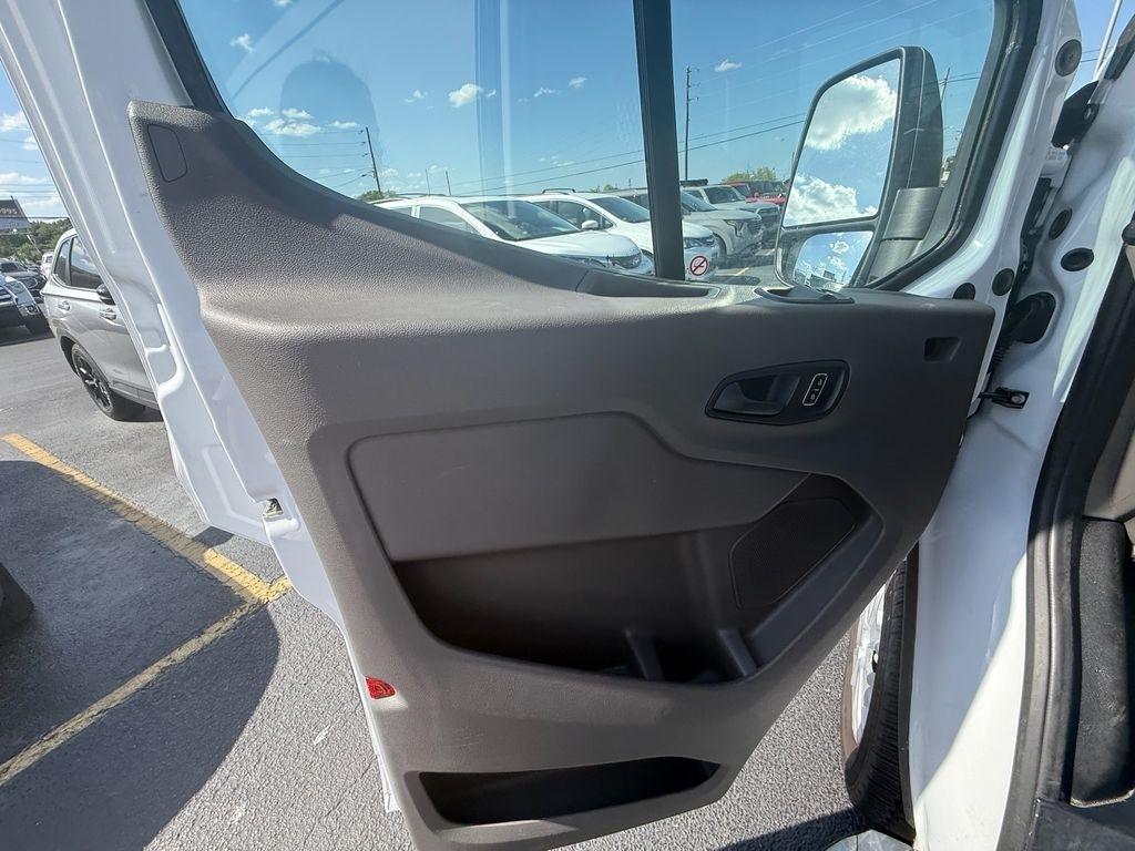 Ford Transit 250 Van 2024