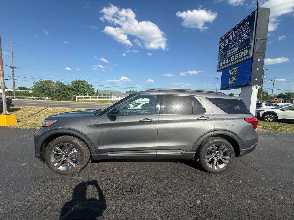 Ford Explorer XLT 2023