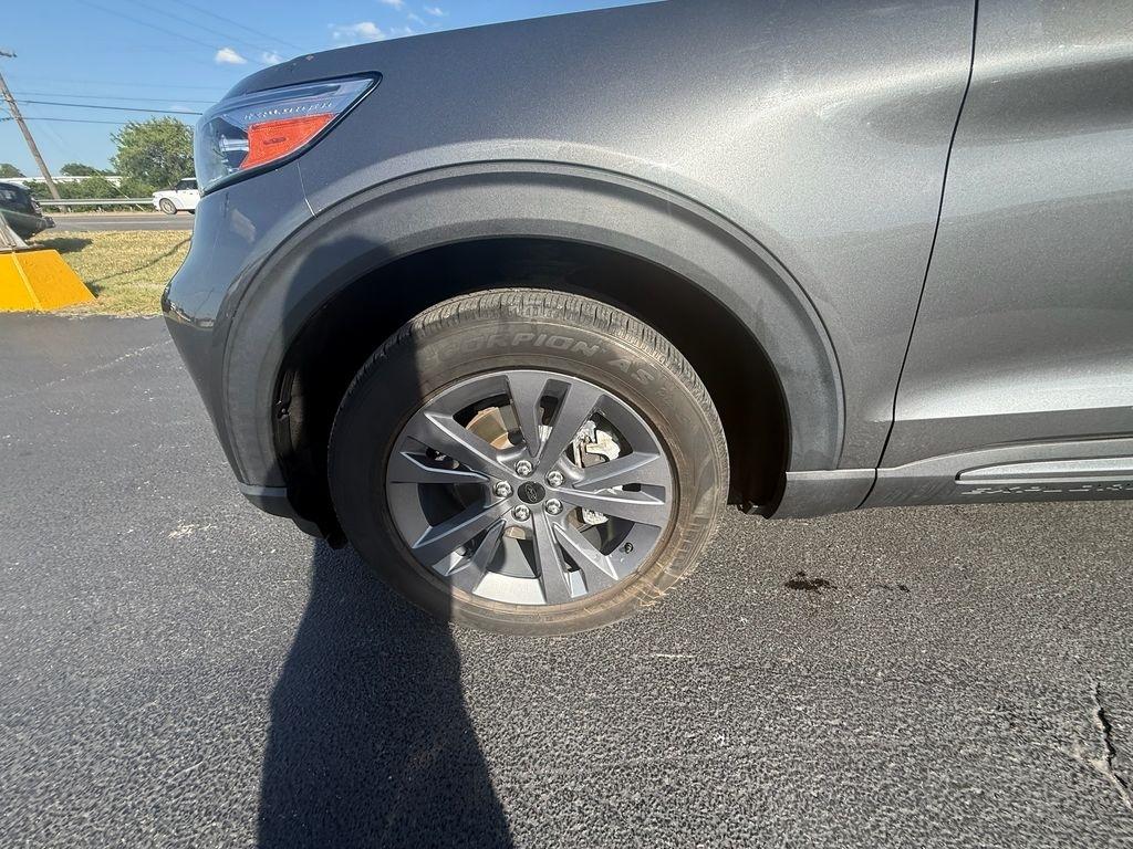 Ford Explorer XLT 2023