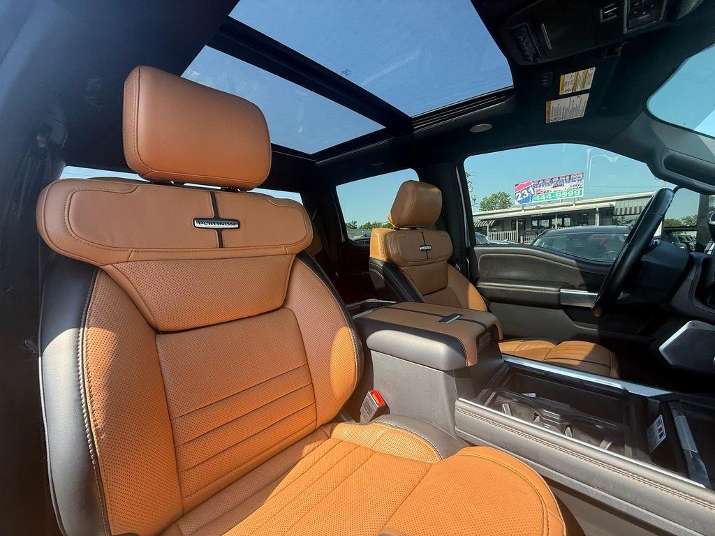 Ford F-250 SD Platinum Crew Cab 4WD 2024