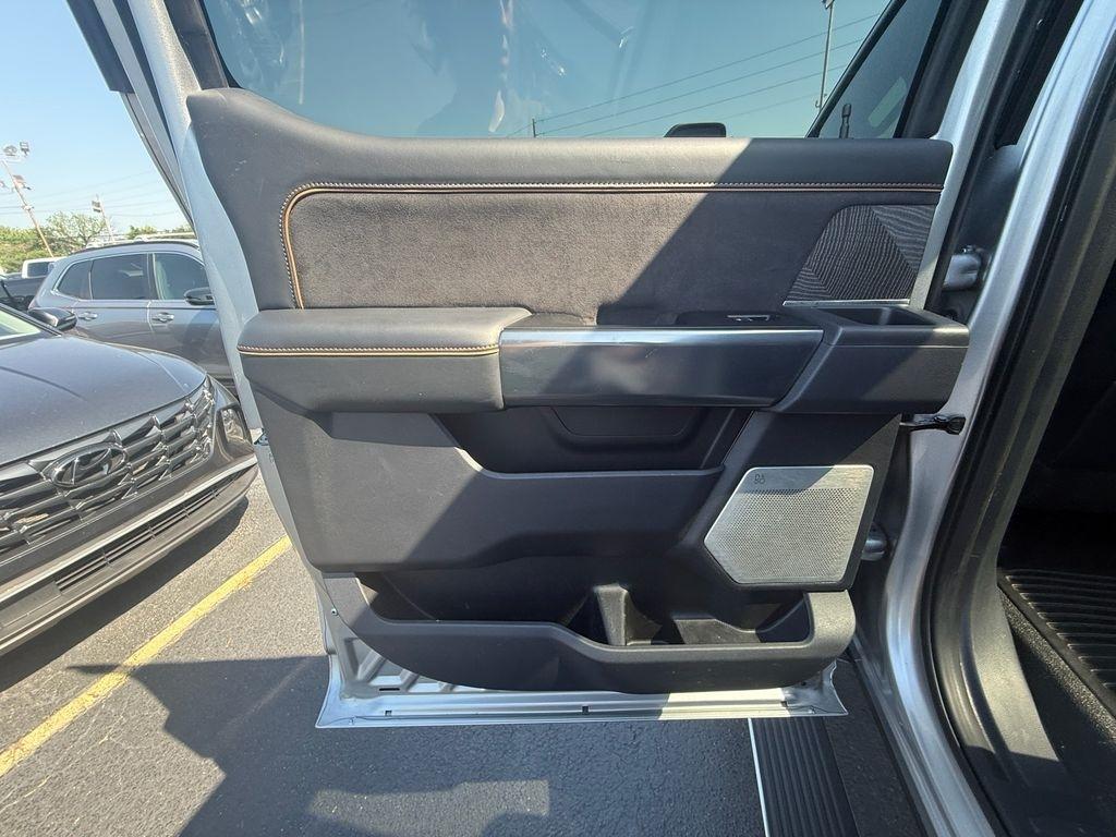 Ford F-250 SD Platinum Crew Cab 4WD 2024