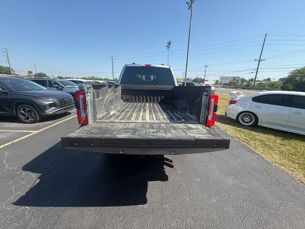 Ford F-250 SD Platinum Crew Cab 4WD 2024