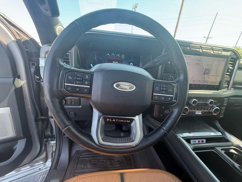 Ford F-250 SD Platinum Crew Cab 4WD 2024