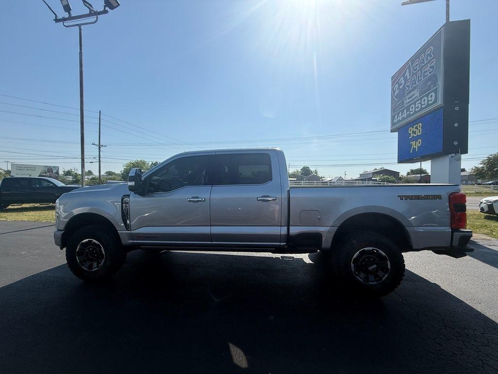 Ford F-250 SD Platinum Crew Cab 4WD 2024