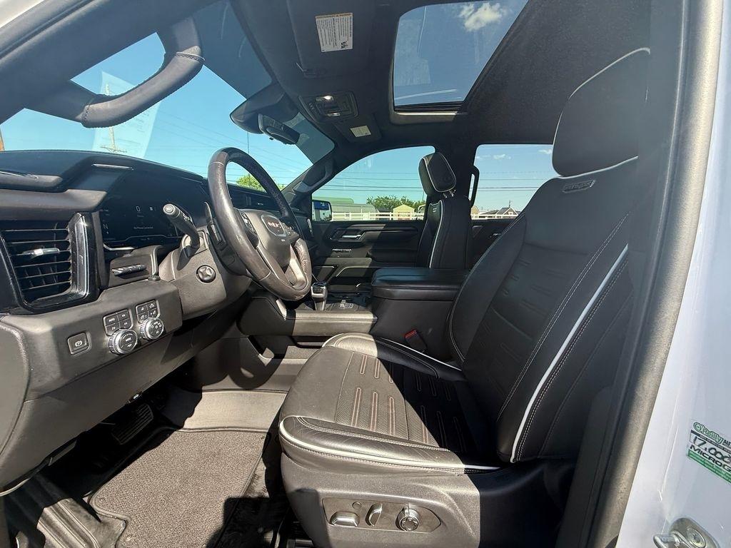 GMC Sierra 1500 AT4X Crew Cab 4WD 2023