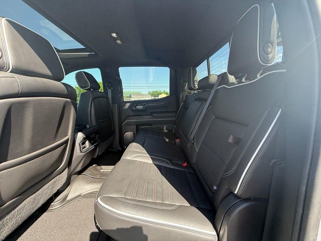 GMC Sierra 1500 AT4X Crew Cab 4WD 2023