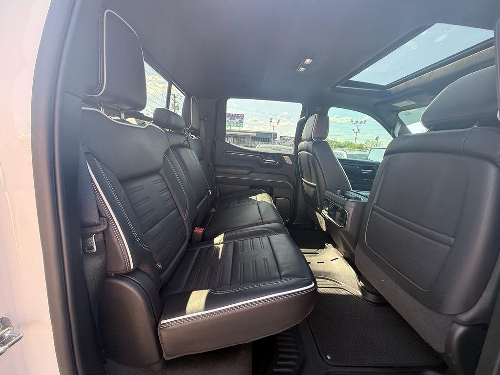 GMC Sierra 1500 AT4X Crew Cab 4WD 2023