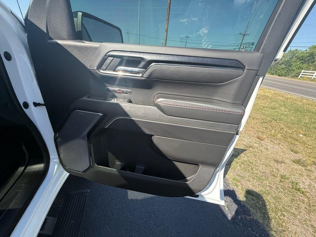 GMC Sierra 1500 AT4X Crew Cab 4WD 2023