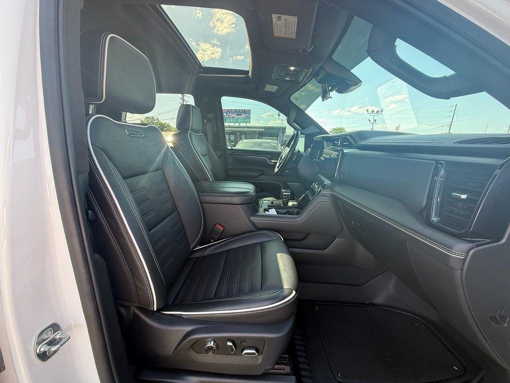 GMC Sierra 1500 AT4X Crew Cab 4WD 2023