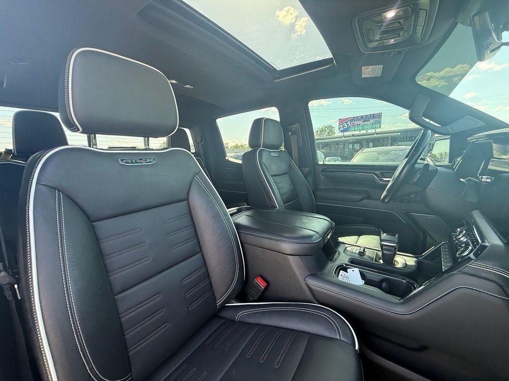 GMC Sierra 1500 AT4X Crew Cab 4WD 2023