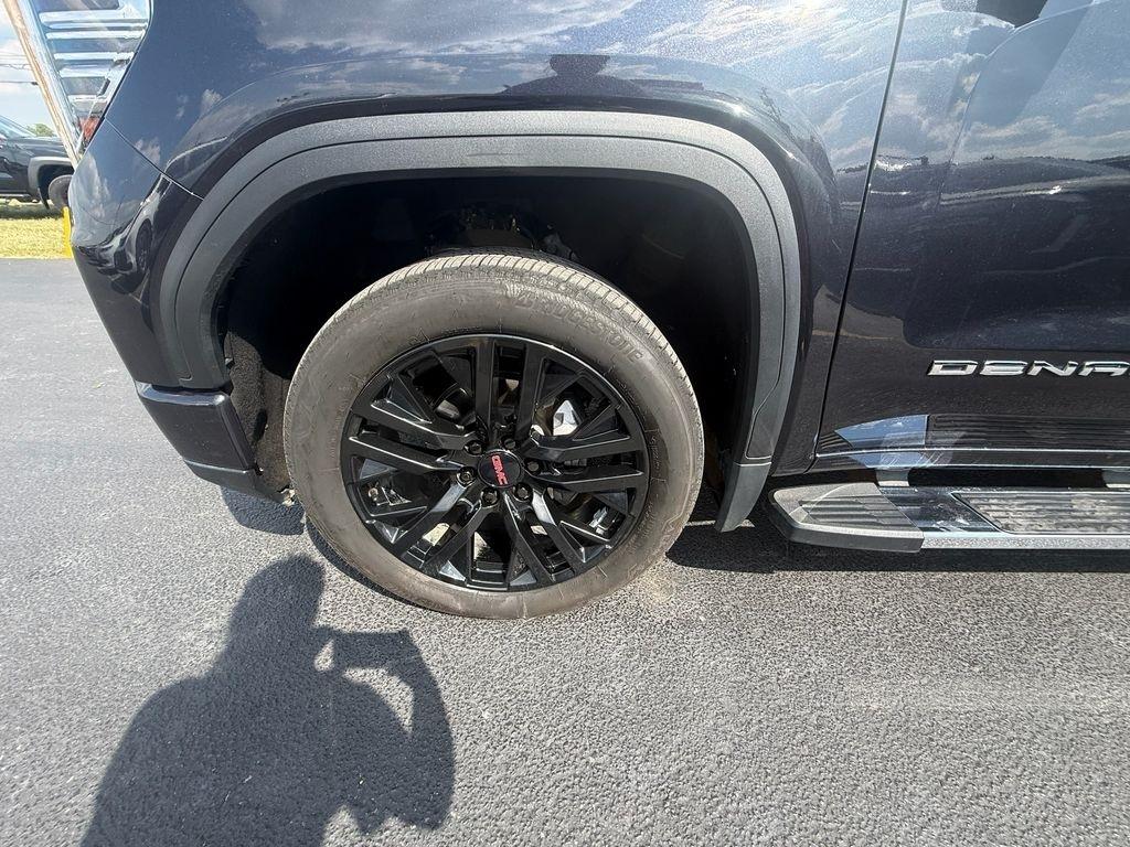 GMC Sierra 1500 Denali Crew Cab 4WD 2023
