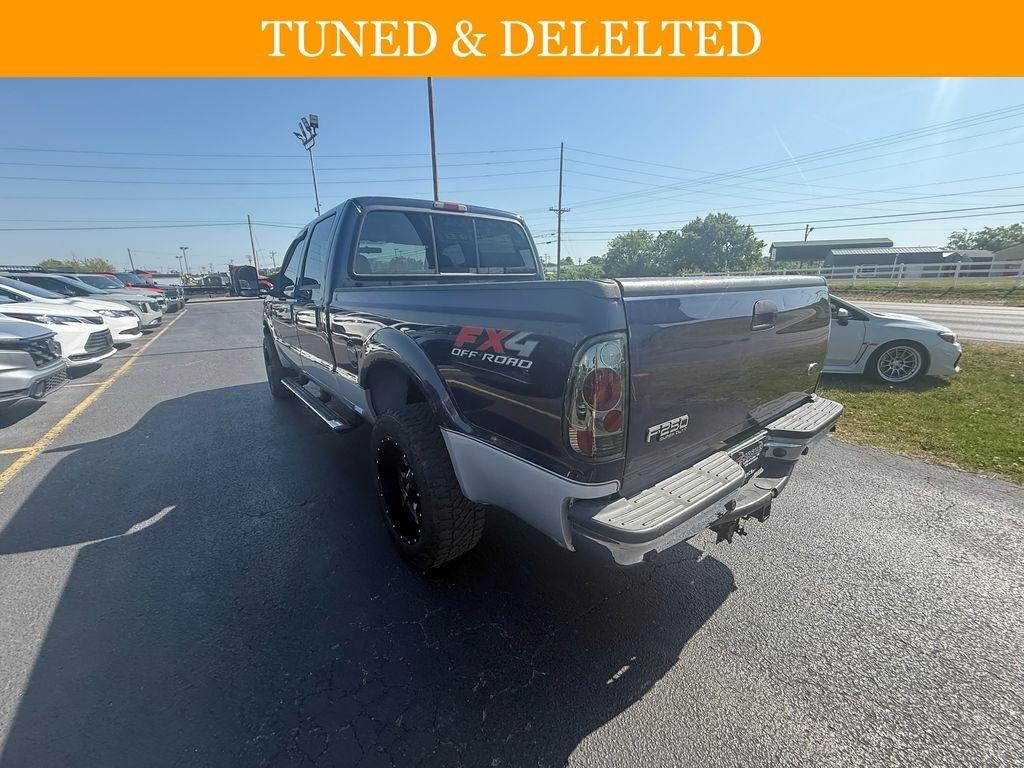 Ford F-250 SD Lariat Crew Cab 4WD 2004