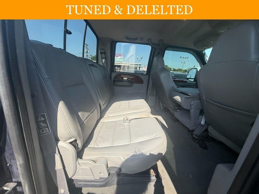 Ford F-250 SD Lariat Crew Cab 4WD 2004