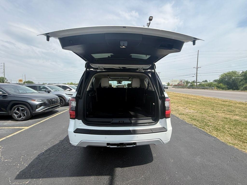 Ford Expedition MAX Platinum 4WD 2021