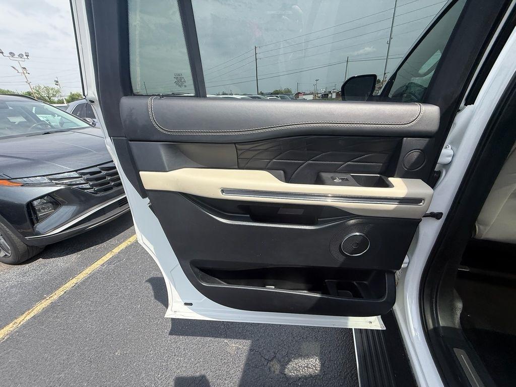 Ford Expedition MAX Platinum 4WD 2021