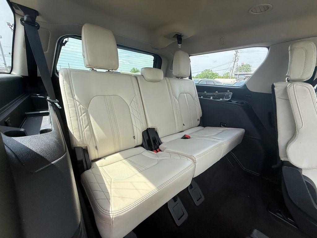 Ford Expedition MAX Platinum 4WD 2021