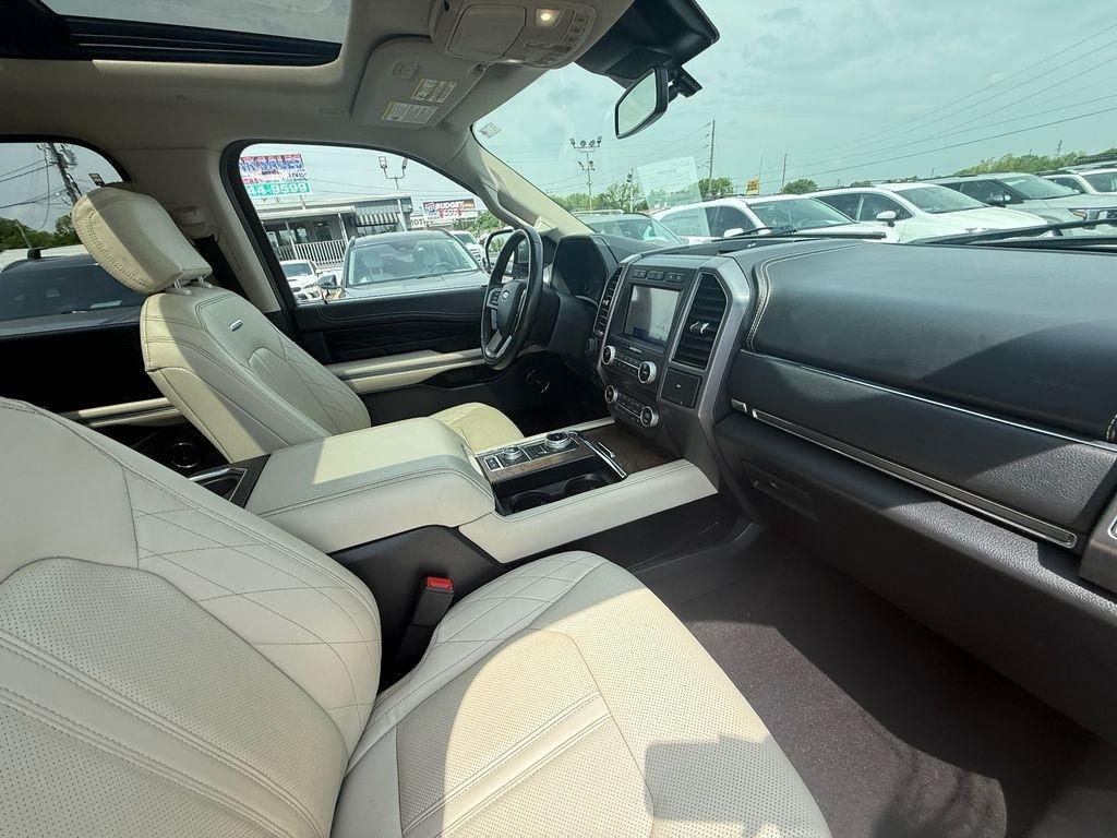 Ford Expedition MAX Platinum 4WD 2021